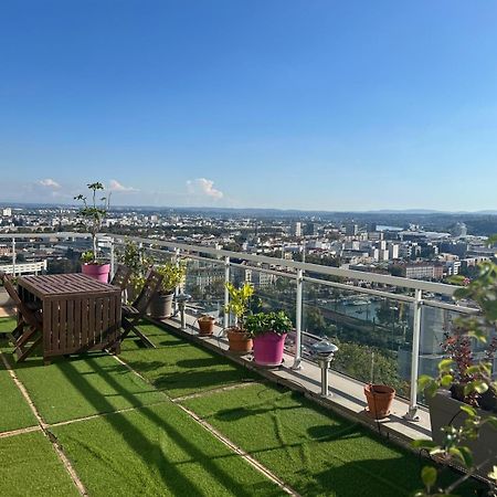 Chambre Dans Les Hauteurs De Lyon Proche Fourviere Chez L Hote Exteriör bild