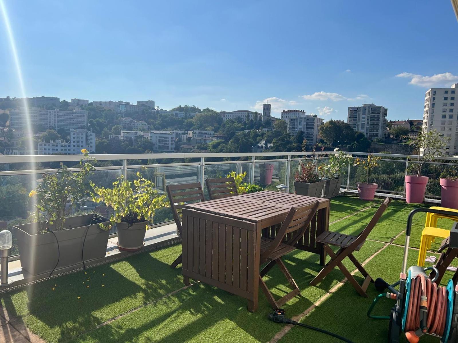 Chambre Dans Les Hauteurs De Lyon Proche Fourviere Chez L Hote Exteriör bild