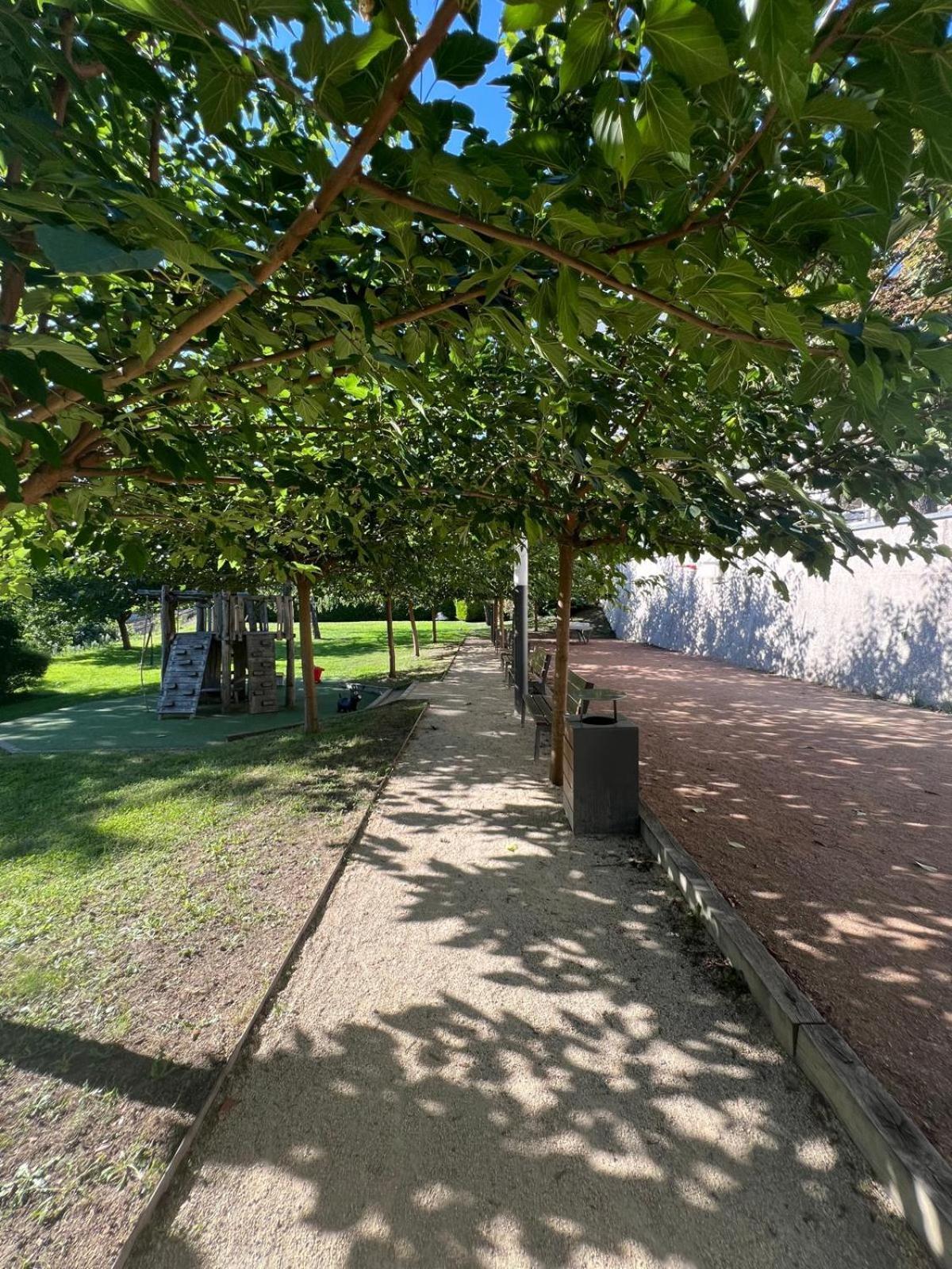 Chambre Dans Les Hauteurs De Lyon Proche Fourviere Chez L Hote Exteriör bild