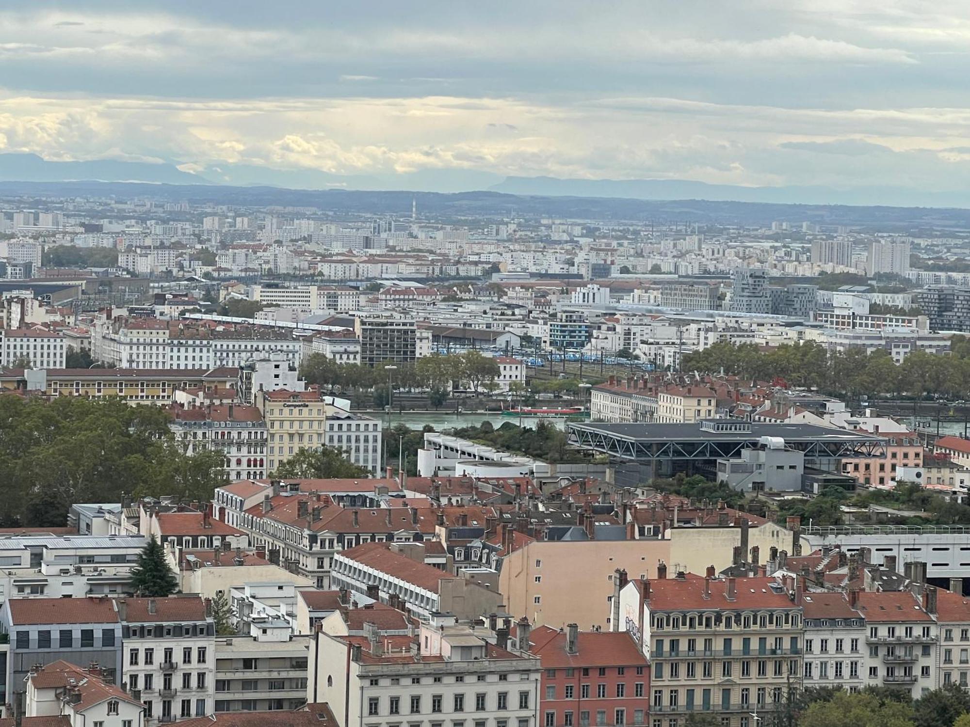 Chambre Dans Les Hauteurs De Lyon Proche Fourviere Chez L Hote Exteriör bild